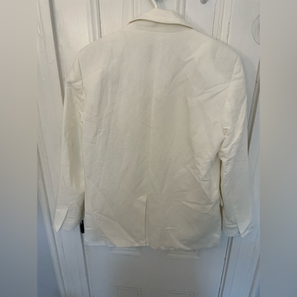NWT White Oversized Blazer - Picture 2 of 3